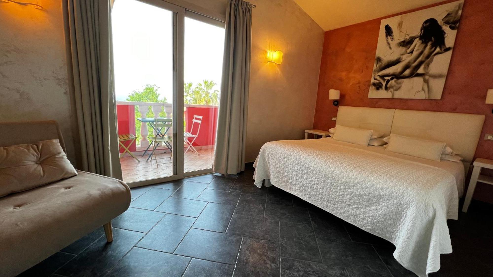Borgo Di Santa Barbara Hotel Санта Доменика Екстериор снимка
